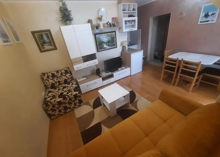 Fit زلاتيبور